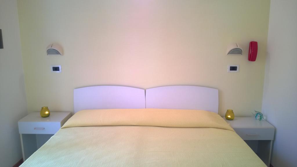 Hotel Paola Garden - Nuova Gestione Bellariva Di Rimini Стая снимка