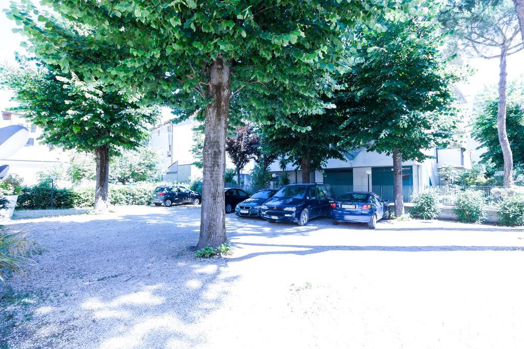 Hotel Paola Garden - Nuova Gestione Bellariva Di Rimini Екстериор снимка